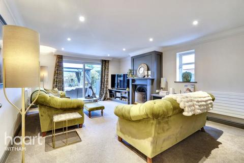 6 bedroom detached house for sale, Boars Tye Road, Silver End