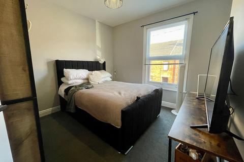 undefined, Lincoln LN5