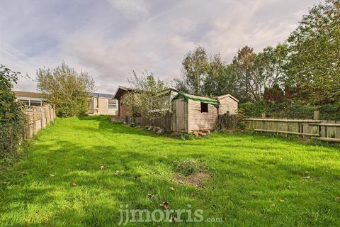 1 bedroom semi-detached bungalow for sale, Bryn Glas, Aberporth, Cardigan