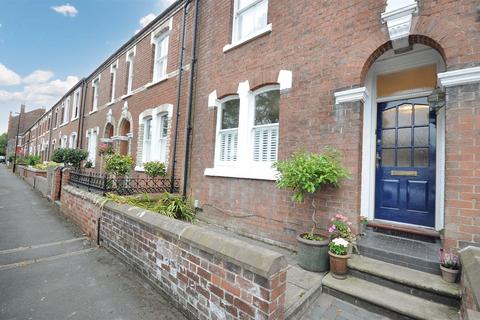 undefined, Kings Avenue, Stone