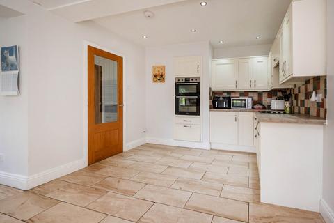 4 bedroom detached house for sale, Cromer Road, North Walsham NR28