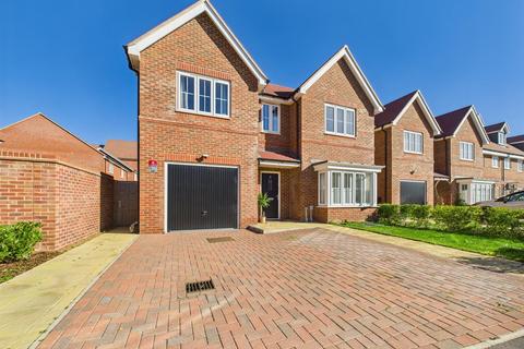 Clayfield Road, Aylesbury HP22