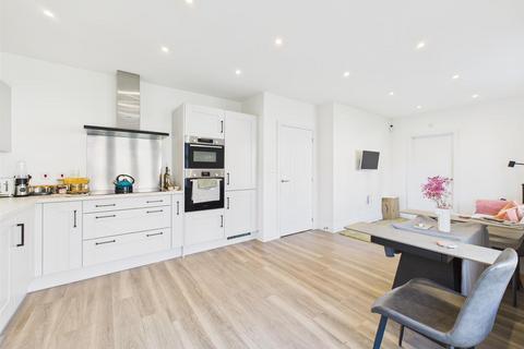5 bedroom detached house for sale, Clayfield Road, Aylesbury HP22