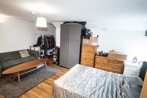 undefined, Chapel Hill, Huddersfield, HD1 3EB