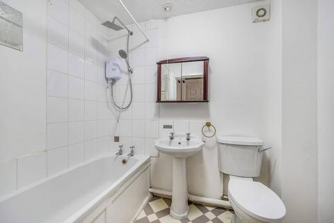 1 bedroom flat for sale, Astra Apartments, Globe Road, Bethnal Green, London, E2