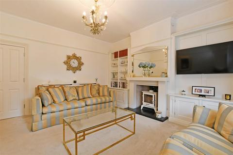 62 Bromwich Road, Sheffield, S8 0GG