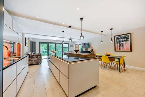 4 bedroom semi-detached house for sale, Cabrera Avenue, Virginia Water, GU25