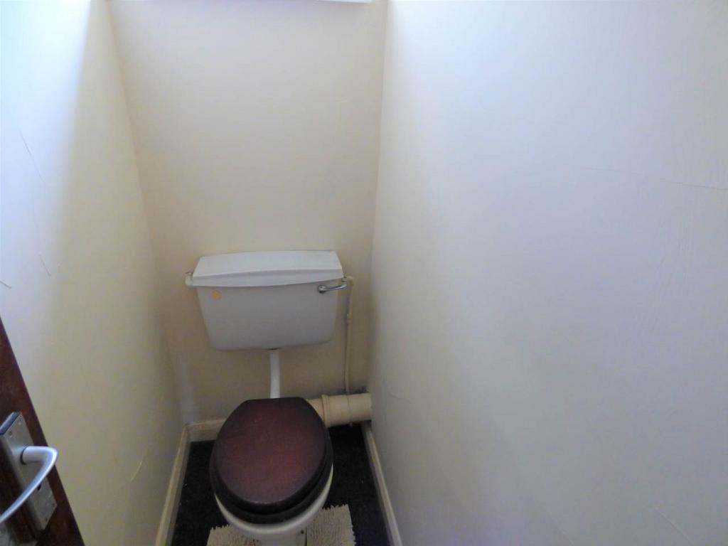 Separate wc