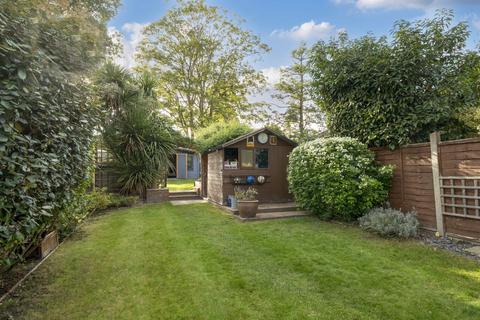 undefined, Kings Road, New Haw, KT15