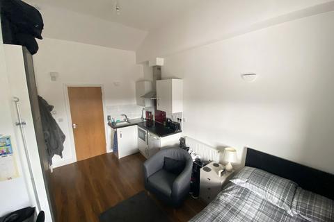 undefined, Chapel Hill, Huddersfield, HD1 3EB