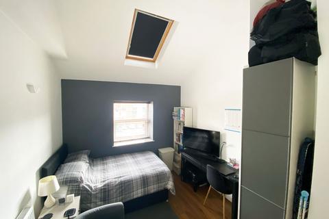 undefined, Chapel Hill, Huddersfield, HD1 3EB