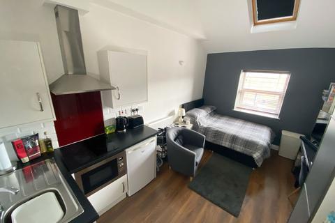 undefined, Chapel Hill, Huddersfield, HD1 3EB