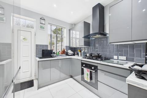 17 Redburn Road, Shipley, BD18 3BD