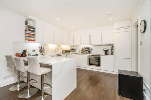 3 bedroom flat to rent, Hereford Road, London W2