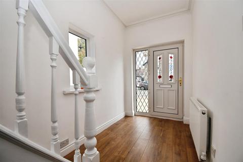 3 bedroom semi-detached house for sale, Orchard Road, Hull