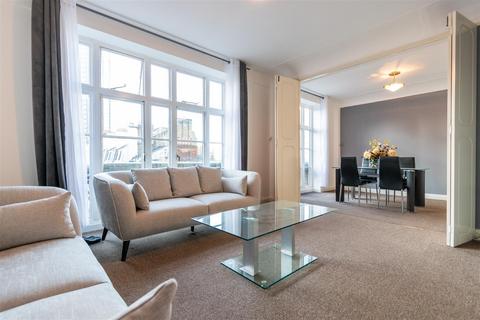 2 bedroom flat for sale, Hertford Street, Mayfair, London, W1J