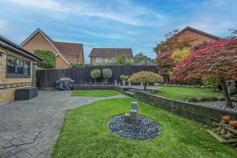 3 bedroom detached house for sale, Hammonds Ridge, Burgess Hill, RH15