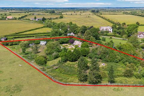 4 bedroom cottage for sale, Piddington Road, Ludgershall, HP18