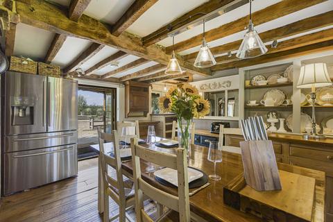 4 bedroom cottage for sale, Piddington Road, Ludgershall, HP18