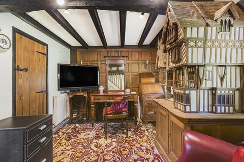 4 bedroom cottage for sale, Piddington Road, Ludgershall, HP18