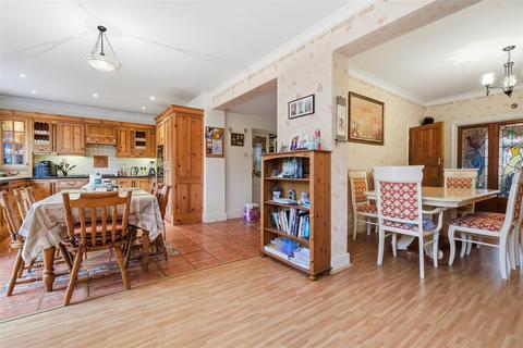 undefined, Ridge Crest, Enfield