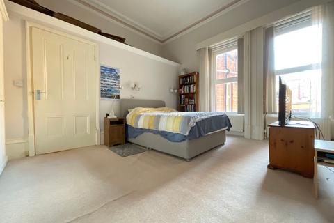 undefined, Esplanade, Scarborough, YO11