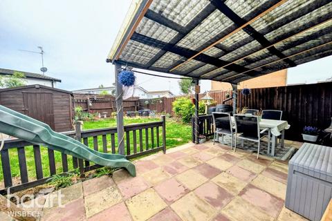 3 bedroom semi-detached house for sale, Conference Way, Wisbech