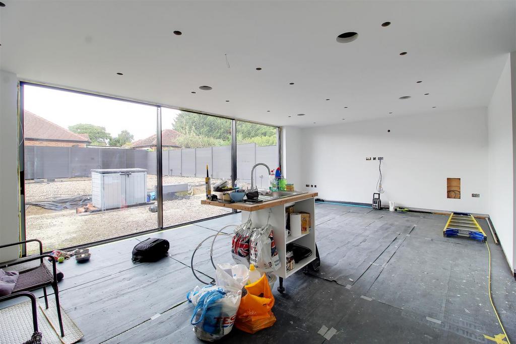 IMG 9493-IMG 9495.jpg