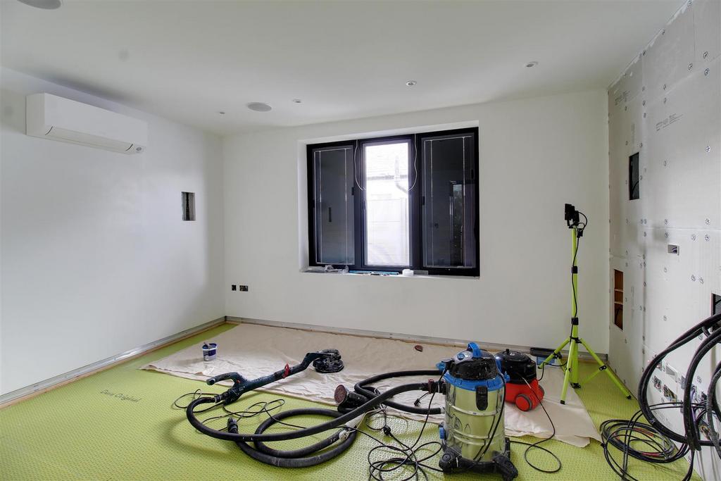 IMG 9481-IMG 9483.jpg