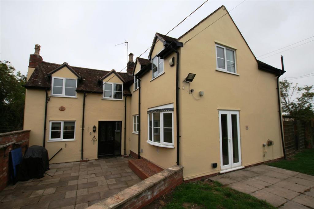 Ferncottage,front.JPG
