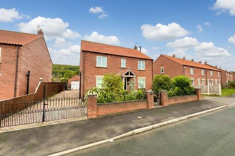 4 bedroom detached house for sale, Old Malton Road, Staxton, YO12
