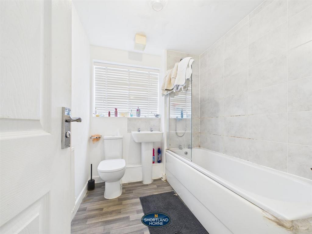 CAM01906 G0-PR0591-STILL002.jpg