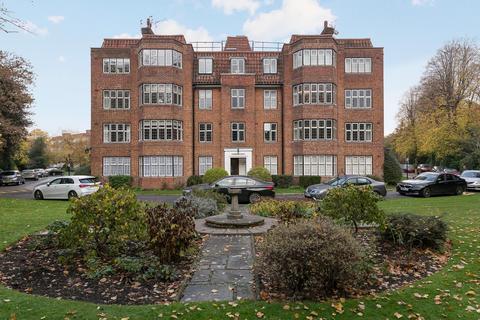 3 bedroom apartment for sale, Flat , Sutherland House, Highlands Heath, London