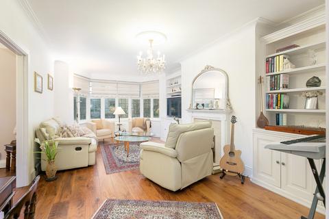 3 bedroom apartment for sale, Flat , Sutherland House, Highlands Heath, London