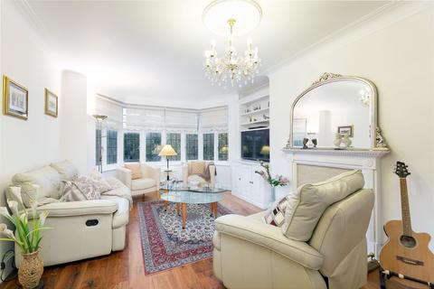 3 bedroom apartment for sale, Flat , Sutherland House, Highlands Heath, London