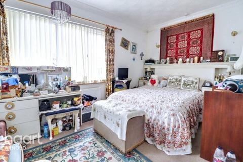 undefined, Ravenswood Road, Nottingham