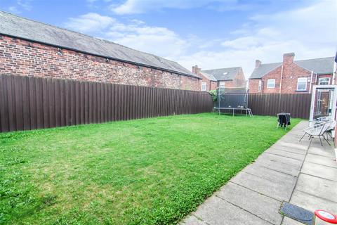 undefined, Hampton Court, Darfield, Barnsley
