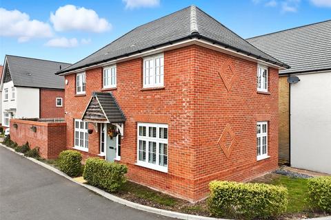 3 bedroom detached house for sale, Dixon Mews, Langdon Hills, Basildon, Essex, SS16