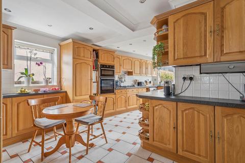 undefined, Knutsford Avenue, Watford