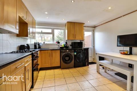 undefined, Delhi Road, Basildon