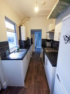 3 bedroom house share to rent, Victoria Street, Stoke-On-Trent ST4