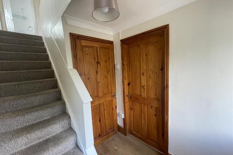 undefined, Arfryn, Ammanford SA18
