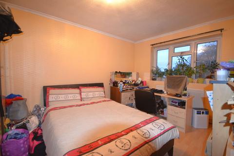 undefined, Kenton Road, Kenton, HA3