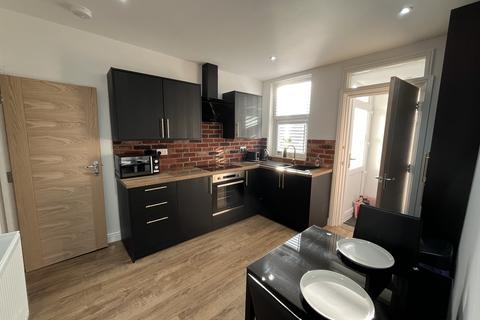 undefined, Lincoln LN1
