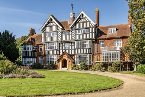 Court Road, Orpington, Kent