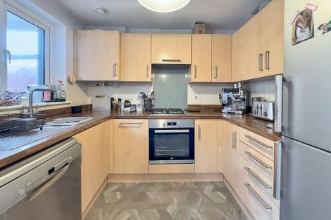 8 Mattocks Path, Swindon, SN1 7BS