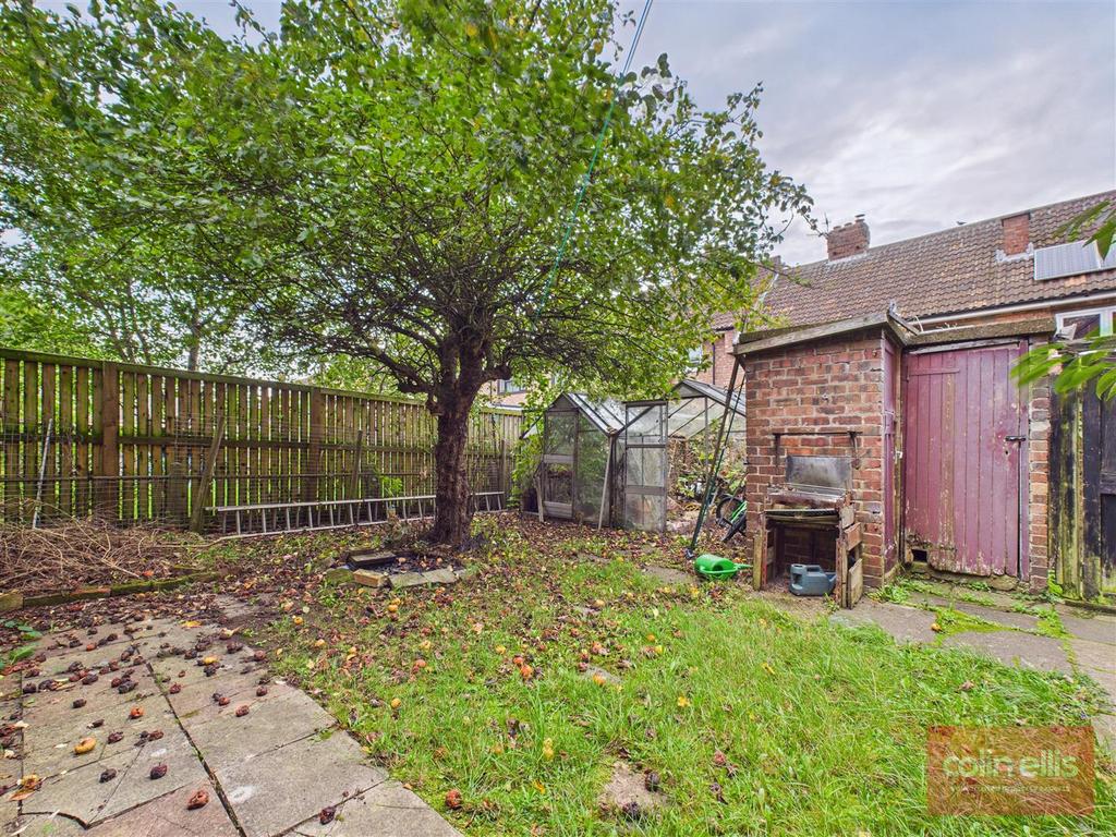 CAM05075 G0-PR0216-STILL017.jpg