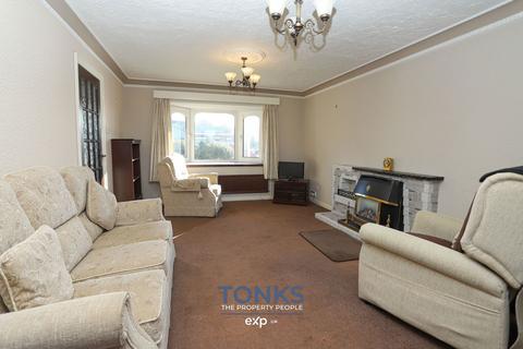 3 bedroom detached house for sale, Lodgefield Road, Halesowen B62