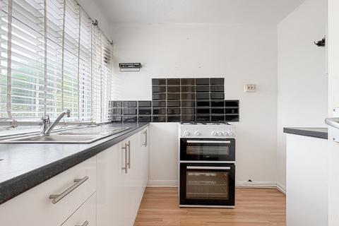 undefined, Carron Close, Tilehurst, Reading, Berkshire, RG30 4DS