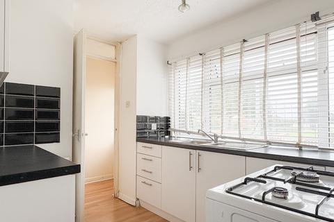 undefined, Carron Close, Tilehurst, Reading, Berkshire, RG30 4DS